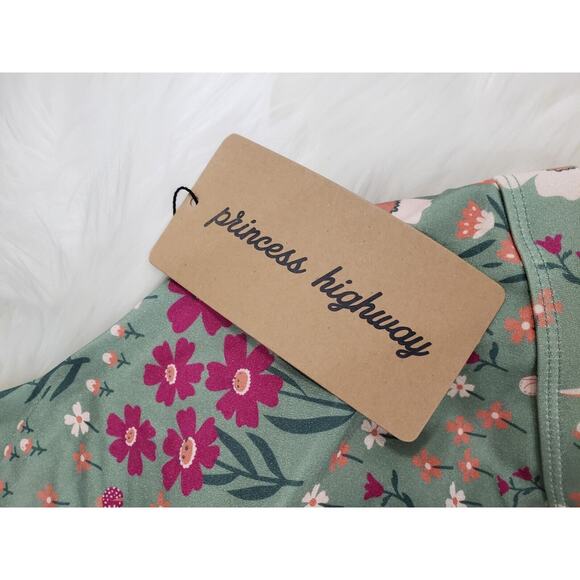 NEW ModCloth Princess Highway Fairy Forest Garden Floral Bikini Swim Top Size 18 - Picture 2 of 8